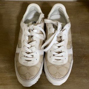 Coach Sneakers never worn size 6